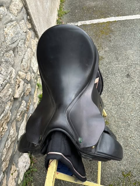 Selle De Dressage 17' - Prestige